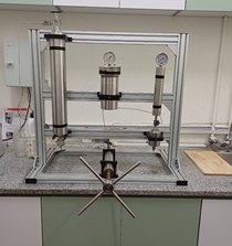 طراحی و ساخت دستگاه سیالات فوق بحرانی در دانشگاه قم